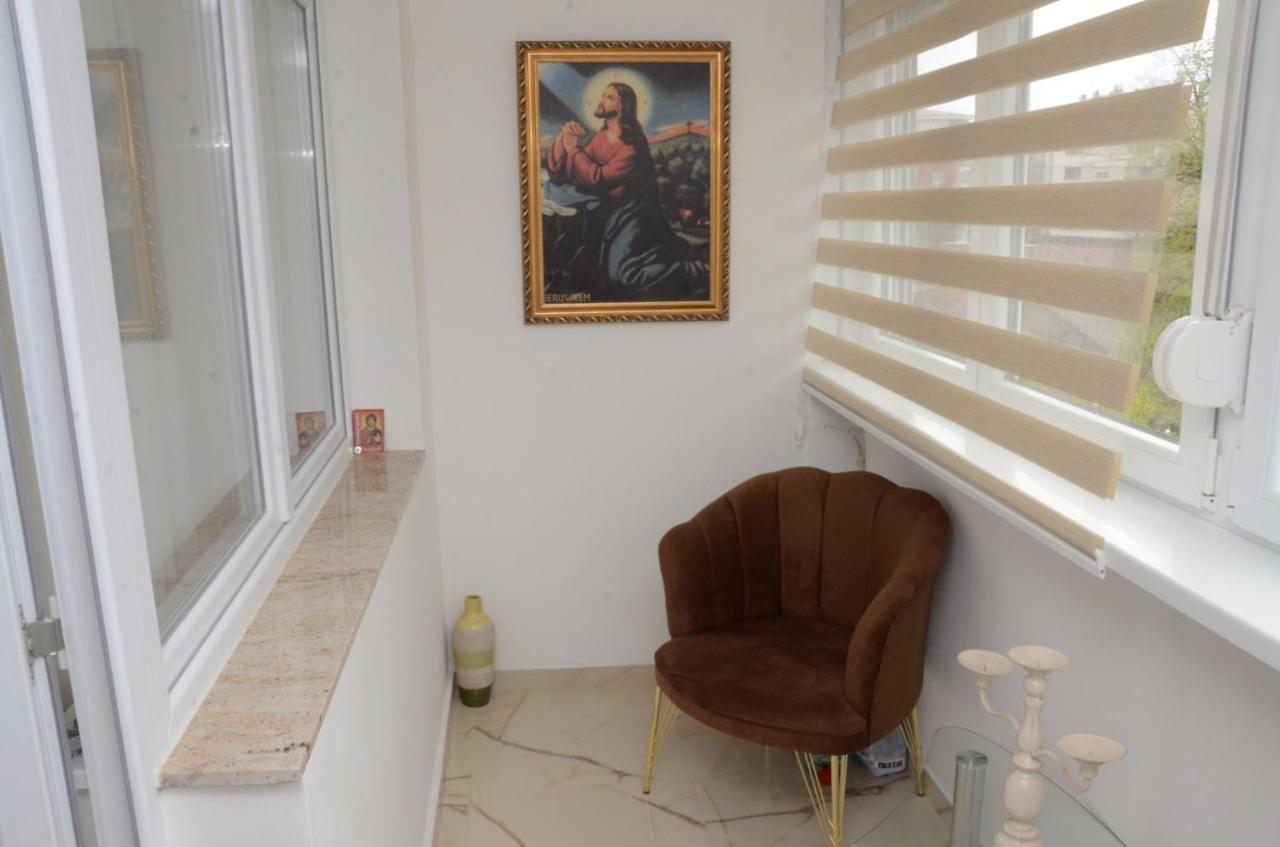 Centar 5 Star Apartment Kraljevo Bagian luar foto