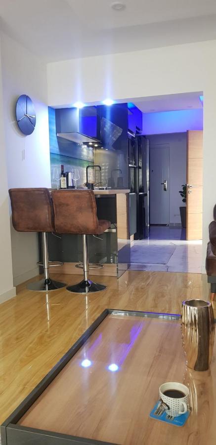 Centar 5 Star Apartment Kraljevo Bagian luar foto